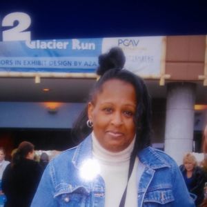 Meet your Posher, Francine